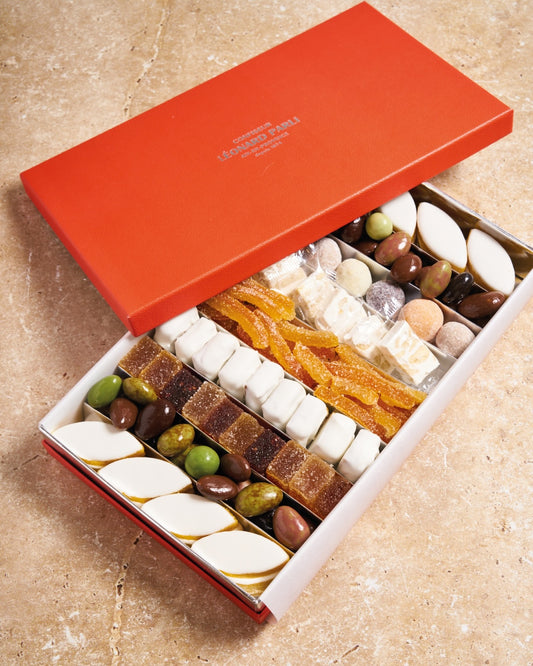Assortment of 7 Specialties Box